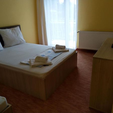 Casa Crina Otel Baile 1 Mai Dış mekan fotoğraf